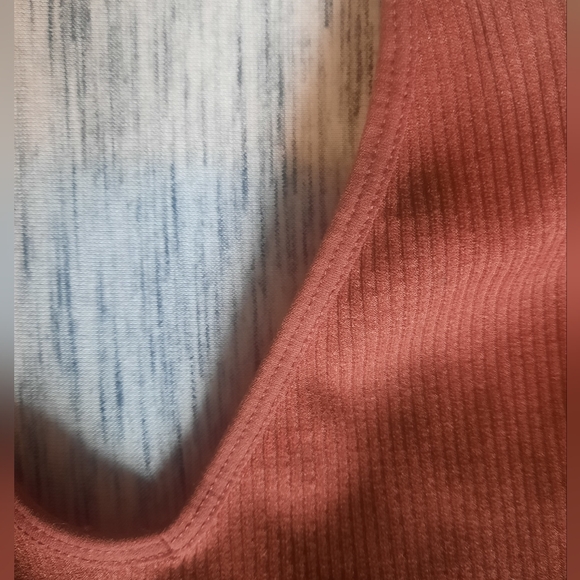 Urban Outfitters Halter Bundle - Picture 5 of 8